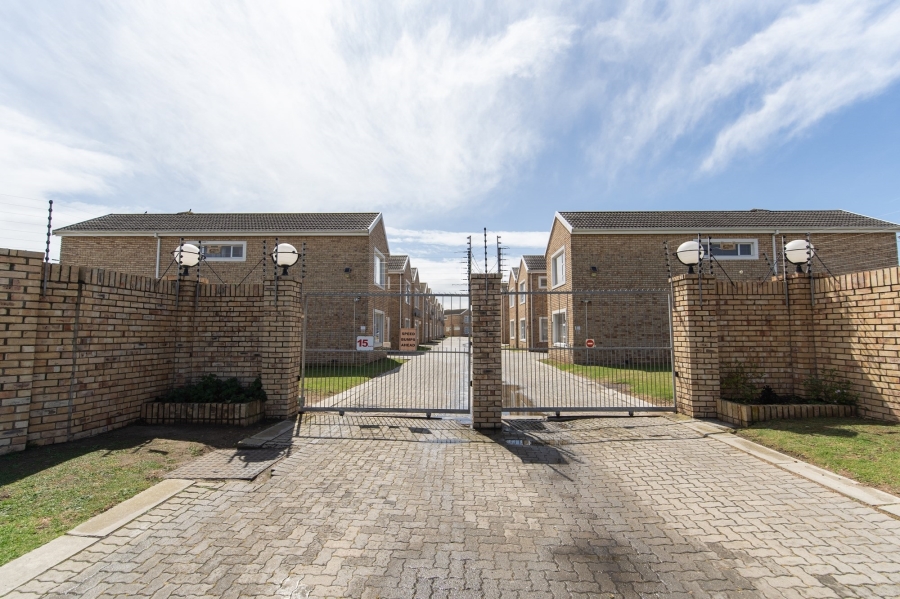 3 Bedroom Property for Sale in Bluewater Bay Eastern Cape